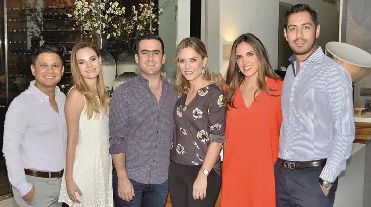 Los despiden en familia