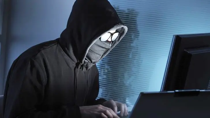 La PGR busca identificar a proveedores y usuarios de programa de espionaje