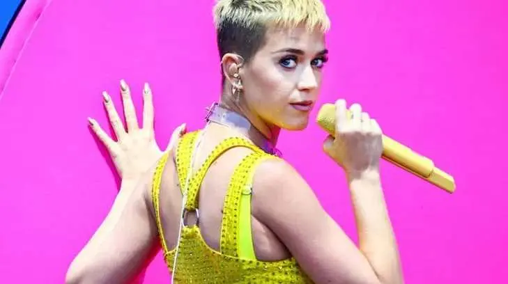 Katy Perry enseña de más en la presentación de su disco ‘Witness’