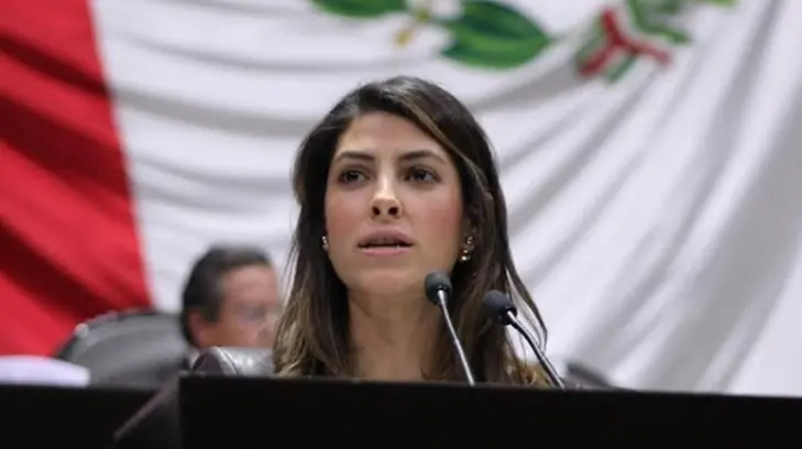 Sylvana Beltrones admite tener interés por buscar una candidatura, pero lo definirá en enero