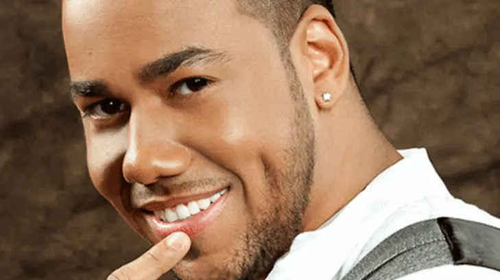 La modelo Sofía Clerici asegura que Romeo Santos es gay