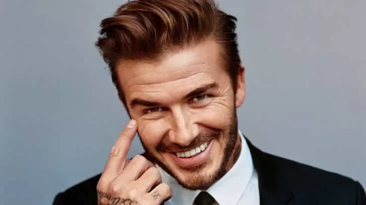 David Beckham pone de fiesta a usuarios de Twitter