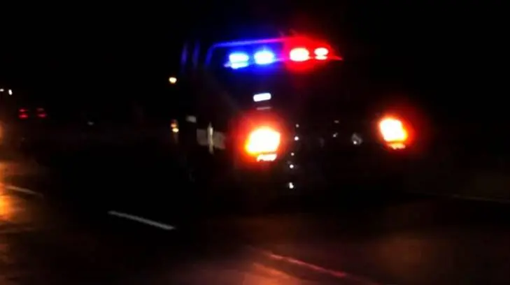 Menor se atraviesa en la carretera y es atropellado; lo trasladan a EU para su atención