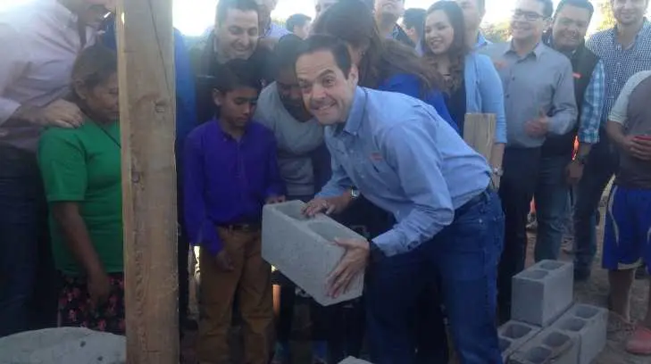 Arranque de obra de comedor comunitario en Miguel Alemán