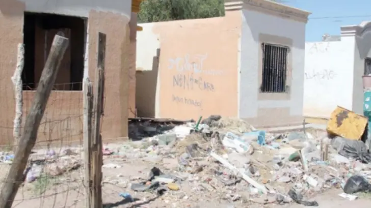 Viviendas abandonadas se convierten en basureros o nido de malvivientes