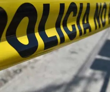 Muere niña de 7 años en fuego cruzado entre policías y escoltas de su padre