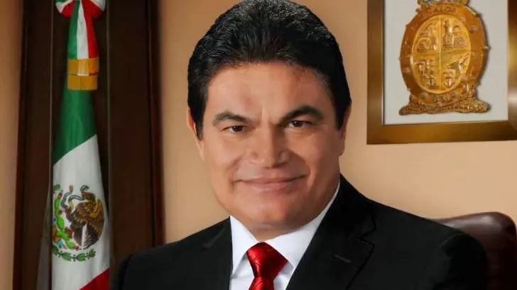 ‘Malova’ se deja ver en la sede nacional del PRI