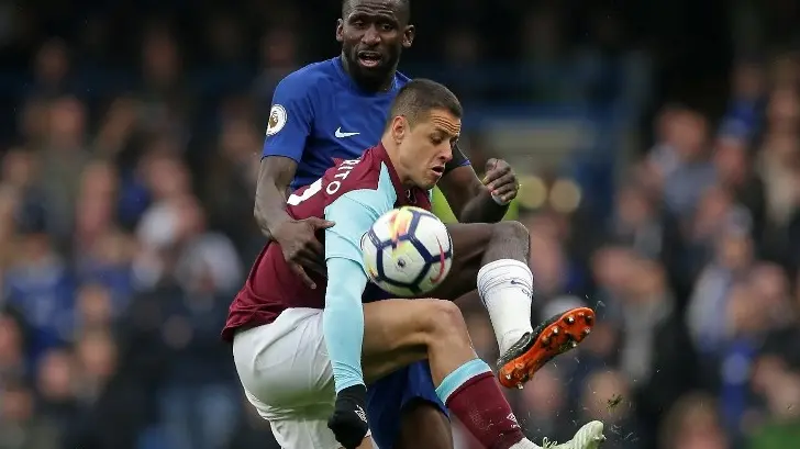 West Ham y Stoke igualaron 1-1 en la Liga Premier; ‘Chicharito’ juega 15 minutos