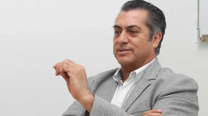 Piden oraciones por el Bronco; sufre recaída tras cirugía
