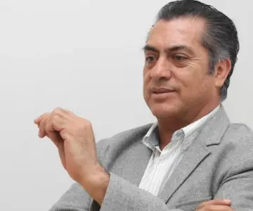 Piden oraciones por el Bronco; sufre recaída tras cirugía
