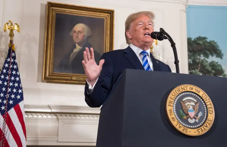 Donald Trump promete más de 800 km de muro para finales de 2020