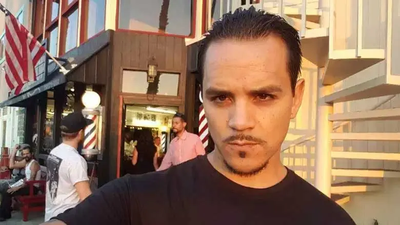 Actor que participó en iCarly es encontrado sin vida en su departamento