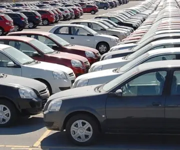 Caen 4.6% las ventas de autos en México durante abril, reporta Inegi