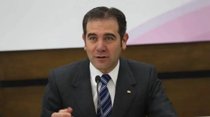 El INE convoca a cuidar la democracia e ignorar las fake news