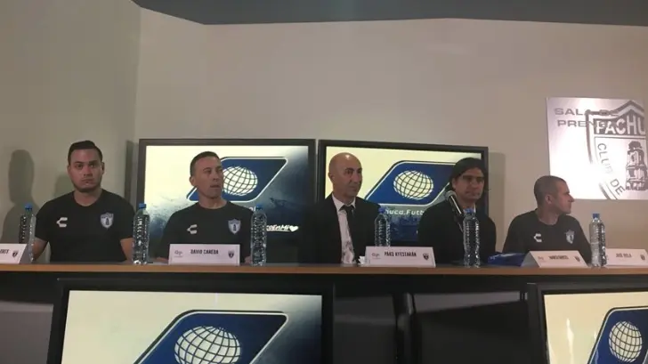 El Club Pachuca presenta a Pako Ayestarán como su nuevo estratega