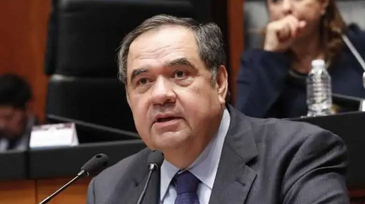 Acuerdo de facto para carros ‘chocolate’ es una torpeza: Héctor Larios