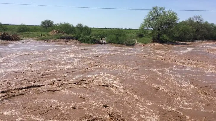 El arroyo de Masiaca se está convirtiendo en un basurero clandestino