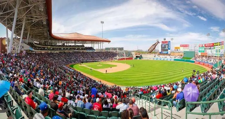 Los Naranjeros de Hermosillo suman como refuerzos extranjeros a 2 relevistas y un tercera base para la próxima temporada