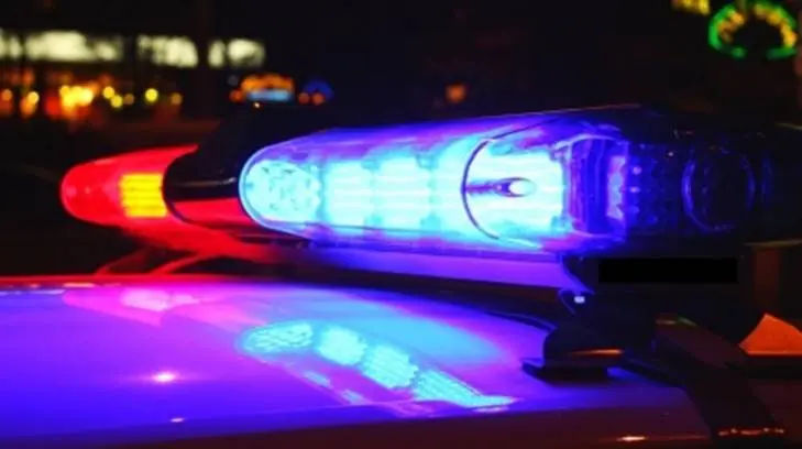 Capturan a hombre por quebrar el cristal de un local en Villa Verde