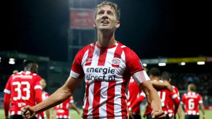 Cecilia Santiago cerca de llegar al PSV de la Eredivisie Vrouwen