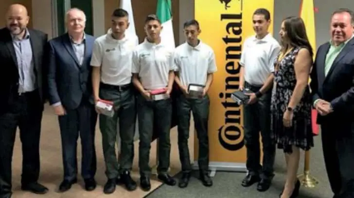 Promueve ISJuventud la prevención al volante