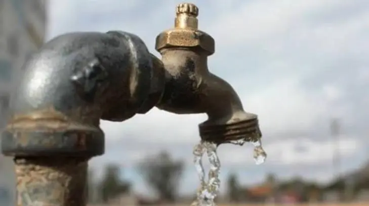 Ni una cubeta para el baño agarramos, denuncian falta de agua al norte de Hermosillo