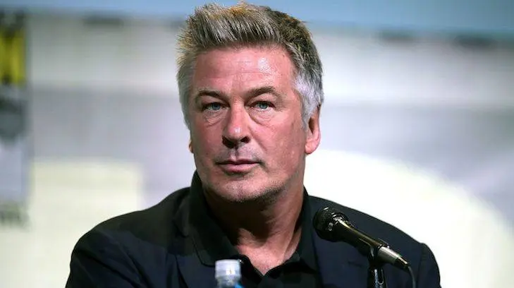 Esto le espera a Alec Baldwin tras accidente que cobró la vida de Halyna Hutchins