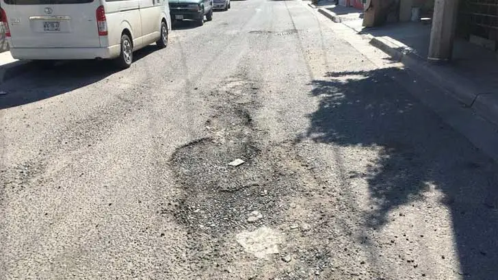 Baches son la peor ‘pesadilla’ para 96% de hermosillenses