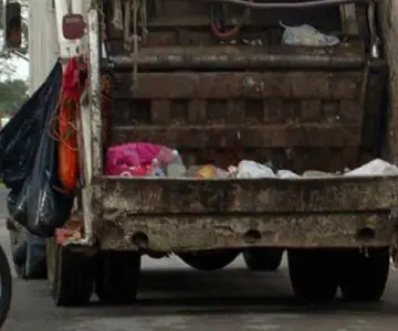 Encuentran feto humano en un camión recolector de basura