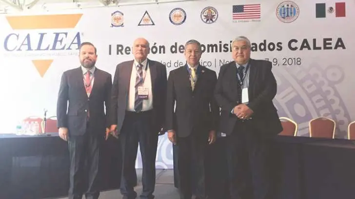 Asegura la PESP varios paquetes con droga dentro de un vehículo robado en Nogales