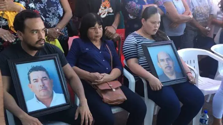 AUDIO | Viudas de policías caídos acuden a cita con Sara Valle; buscan aclarar dudas sobre indemnizaciones