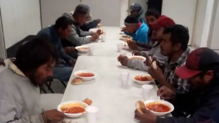 Protección Civil de Hermosillo traslada a 46 personas en situación vulnerable a albergues