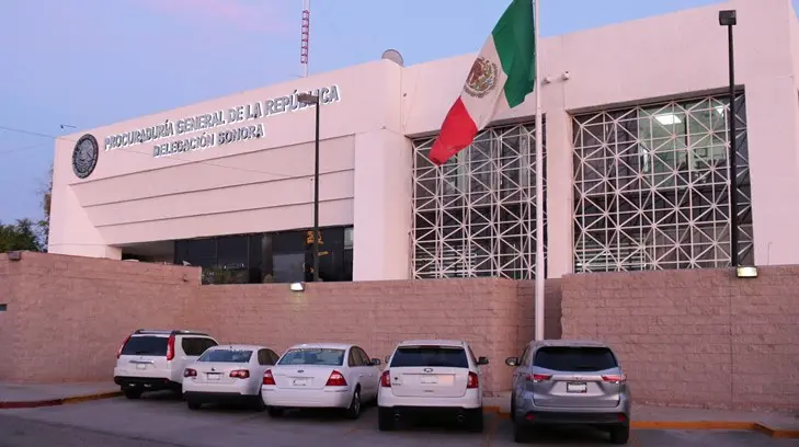 Detienen a 3 hombres en Benjamín Hill señalados de tener secuestradas a 6 personas