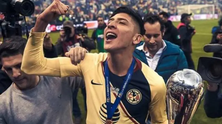 Edson Álvarez, en la mira del Ajax de Holanda