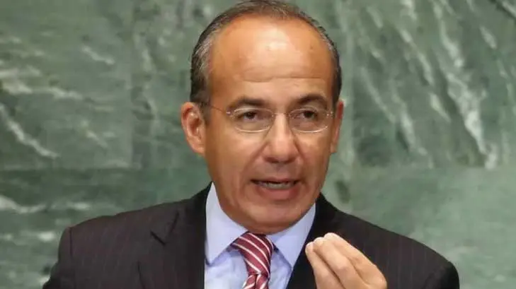 Felipe Calderón declina la invitación para acudir al Tec ante protestas
