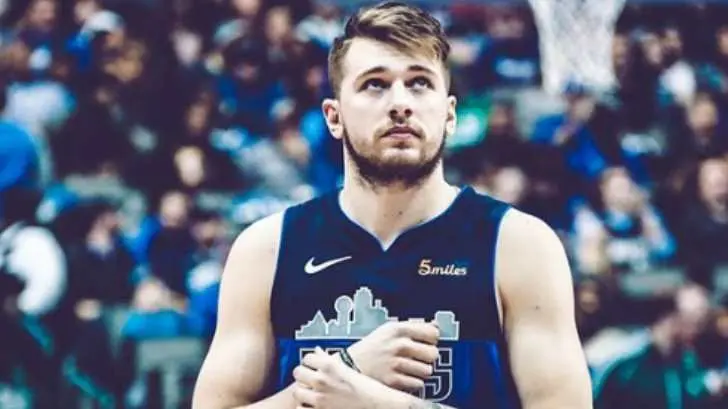 Luka Doncic hace historia en la NBA