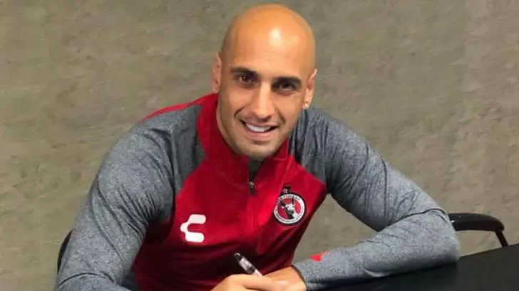 VIDEO | La artera agresión de Nahuel Guzmán a Edgar Méndez
