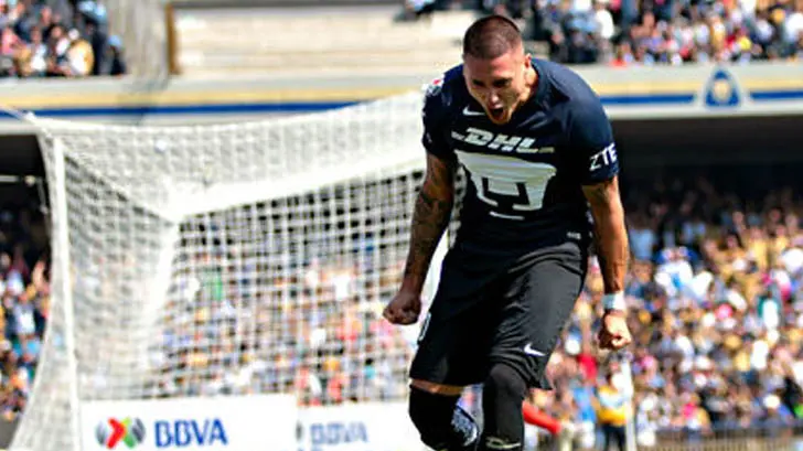 Nico Castillo da señales de su llegada al América