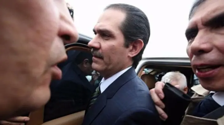 Dos vinculados a Guillermo Padrés obtienen su libertad tras pagar fianza
