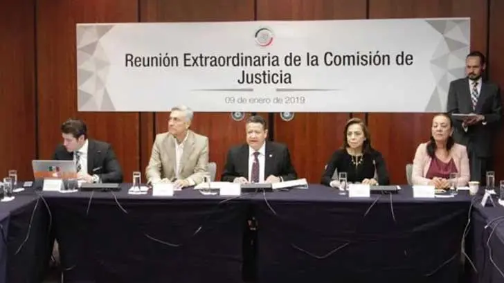 Senado avala 27 perfiles para la Fiscalía General de la República