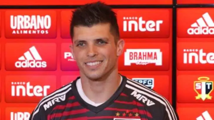 Tiago Volpi ya fue presentado con el Sao Paulo