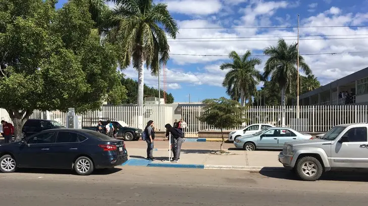 Dan de baja definitiva a 2 estudiantes que bebieron alcohol dentro del Cobach de Navojoa