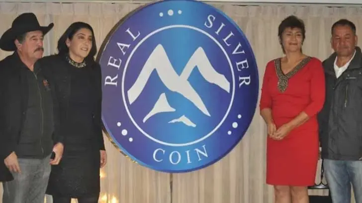Presentan criptomoneda sustentada en metales de Durango y Sinaloa