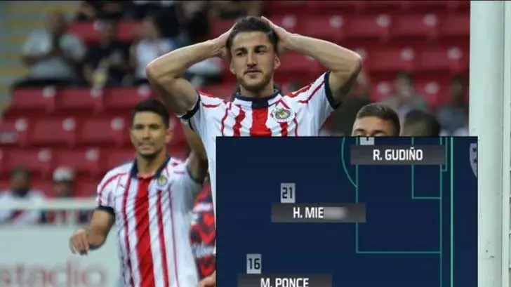 Le tunden a Fox Sports por error en apellido de jugador de Chivas