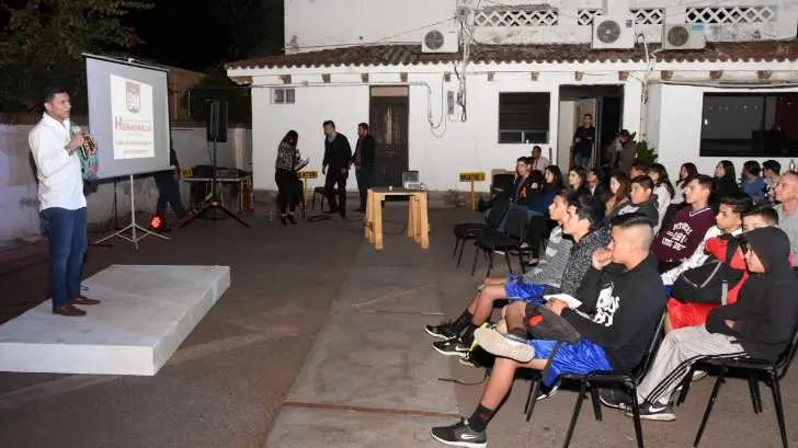 El IHJ lleva a cabo la primera edición de los talleres de ‘Jóvenes Transformando Jóvenes’