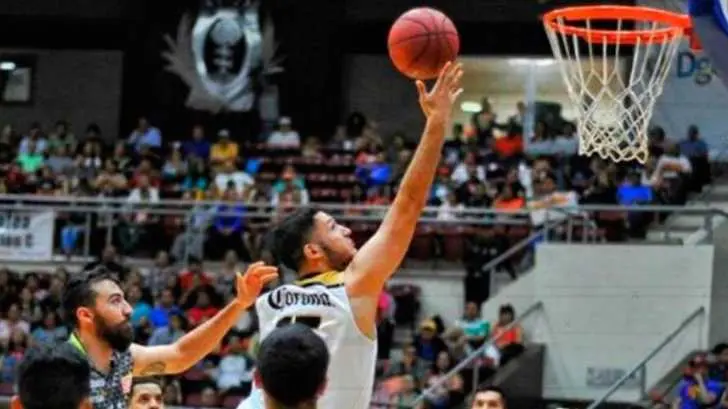 Los Ostioneros pagan los ‘platos rotos’; Gigantes vuelve a vencer a Guaymas para ganar la serie