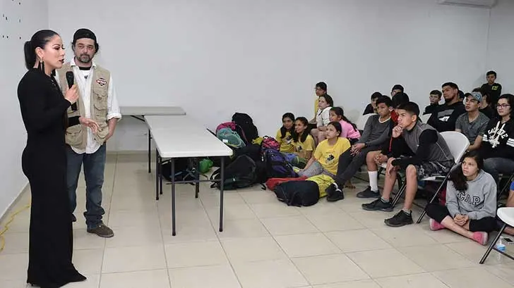 Sulem Urbina motiva a deportistas sonorenses con documental