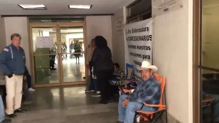 AUDIO | Suman 20 días toma de oficinas del Transporte por parte de concesionarios