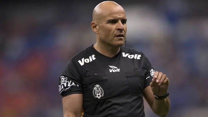 Disciplinaria abre investigación contra árbitro Paco Chacón