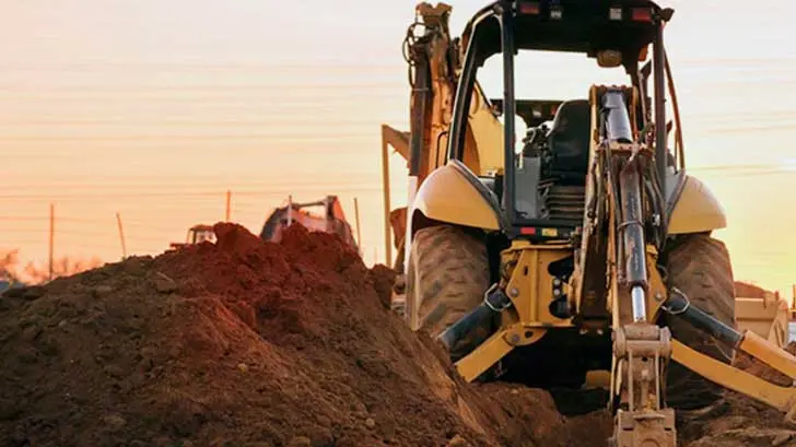Retrocede inversión en obras con Peña
